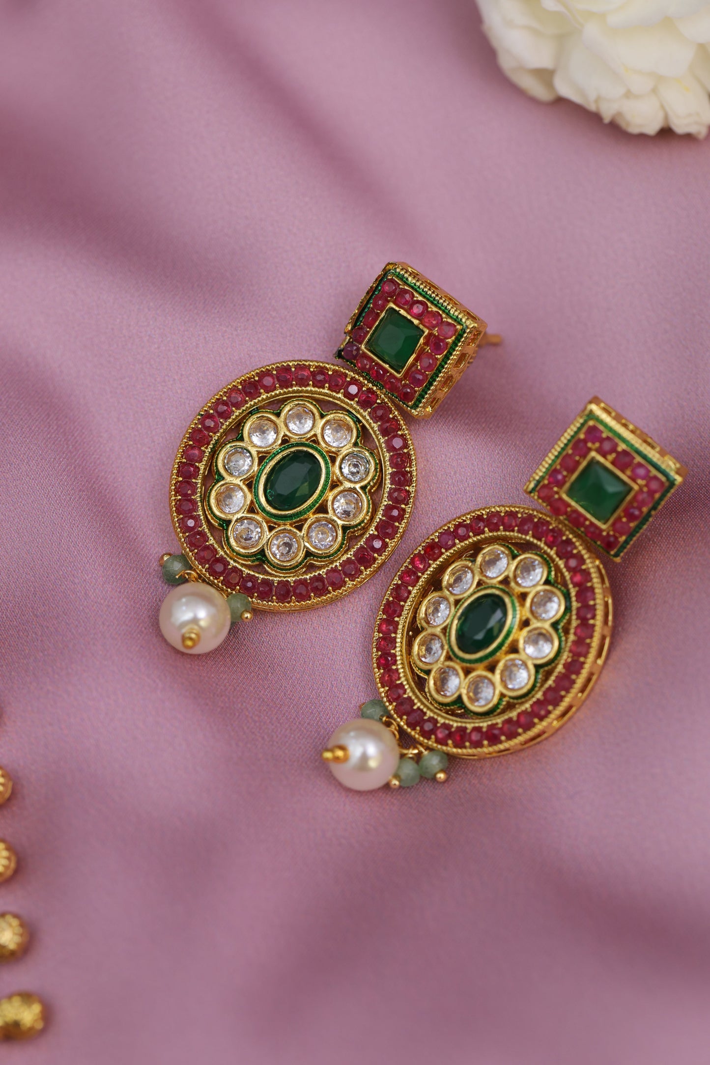 Guari Multicolor Layer Jadau Jewelry Set