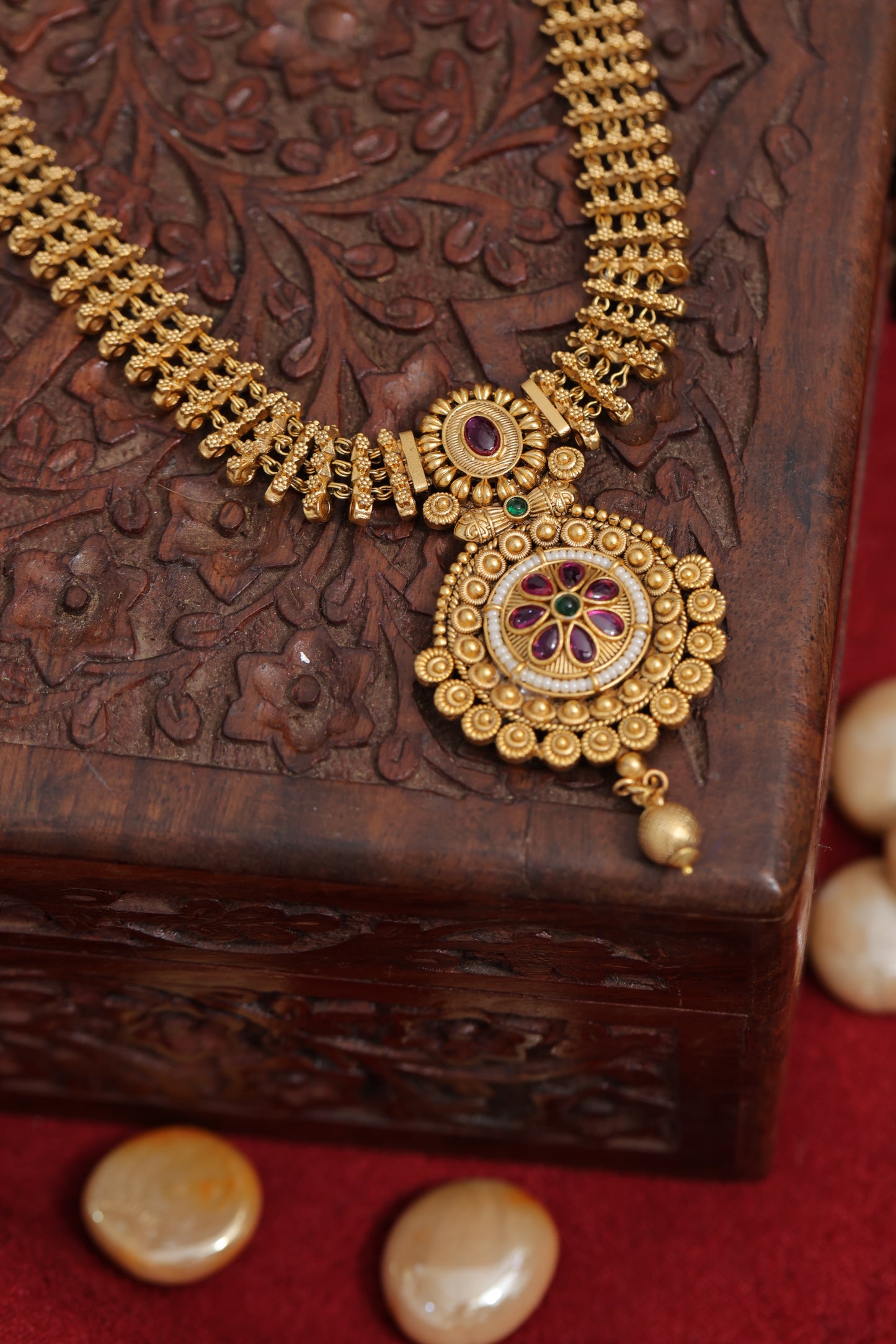 Divayani Jewelry Set
