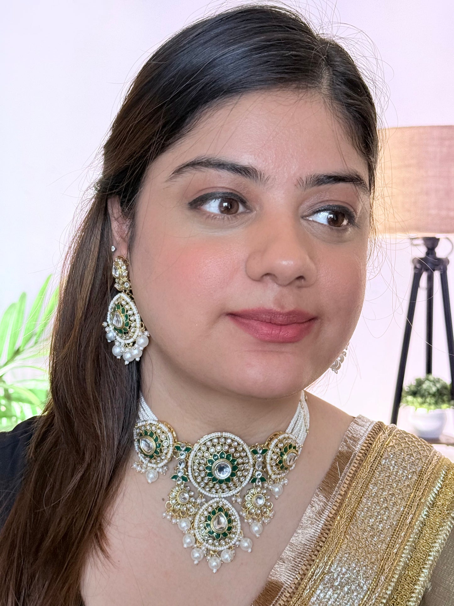Emerald Bhavya Kundan Jewelry Set