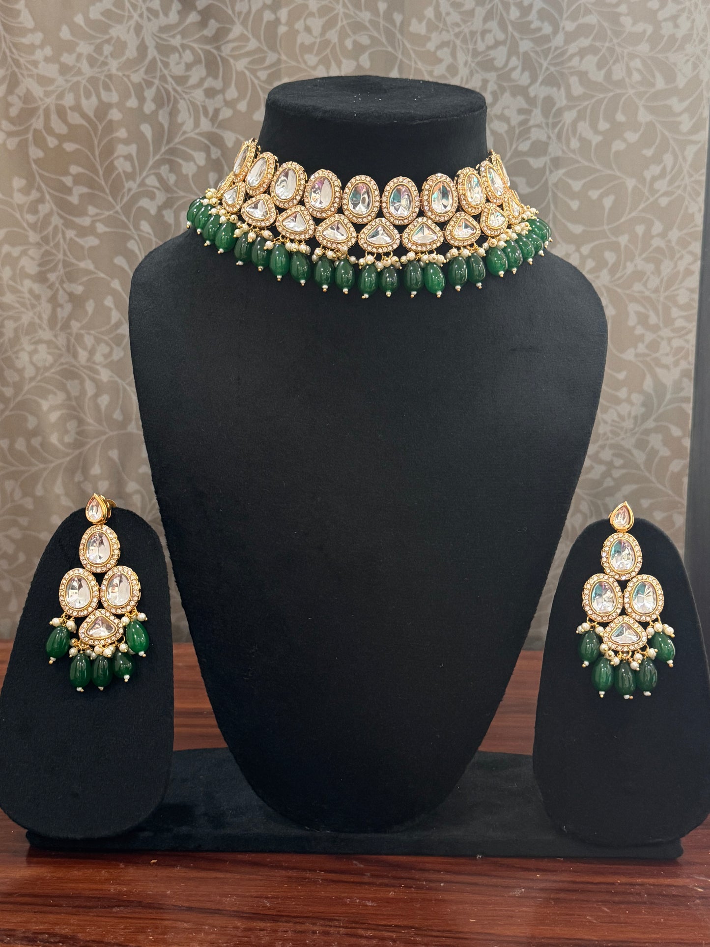 Mint Kundan Jewelry Set