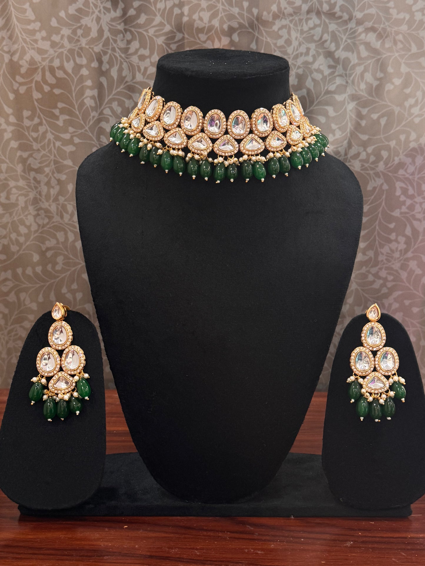 Mint Kundan Jewelry Set