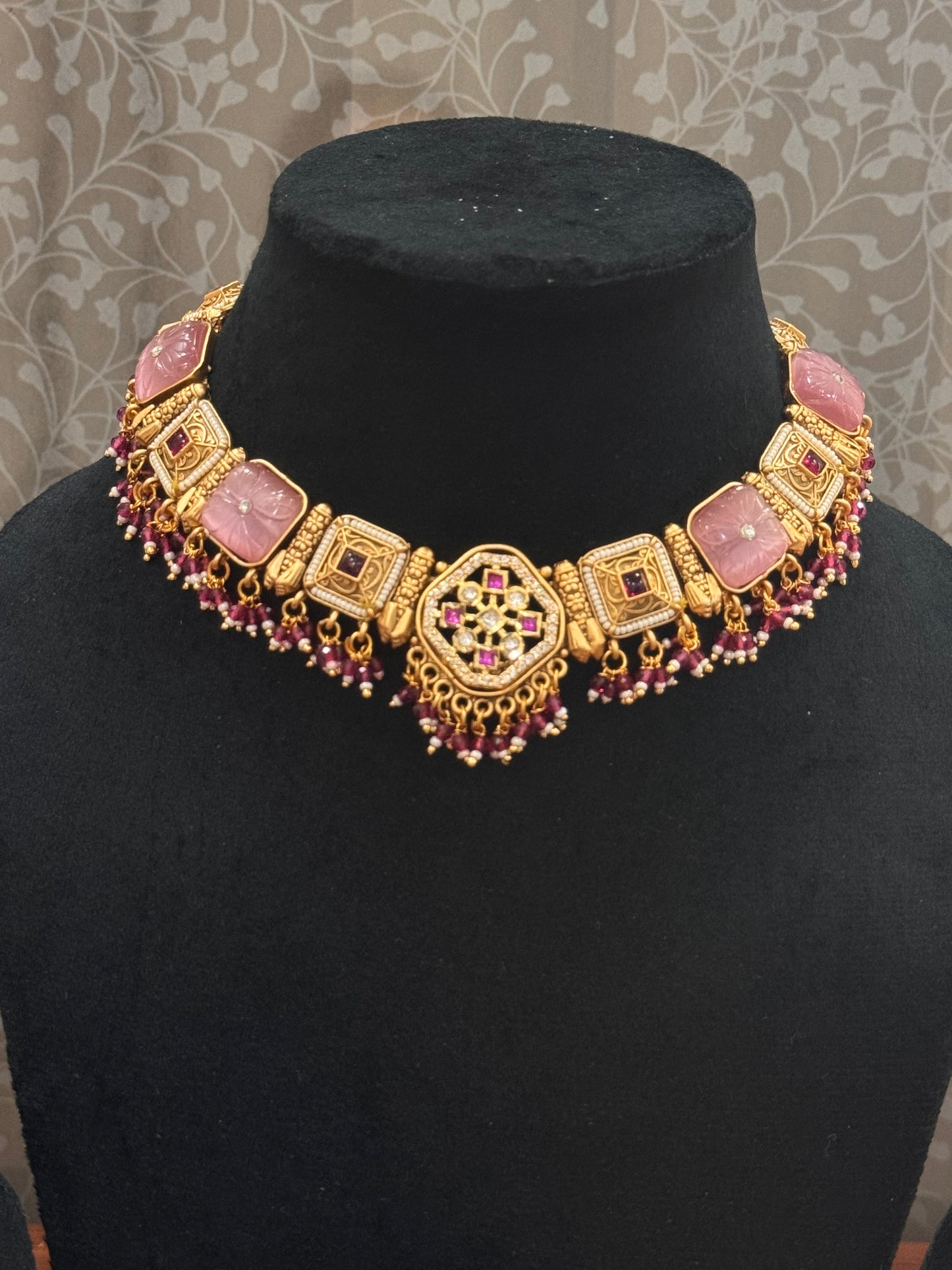 Vinodini Rajwadi Jewelry Set