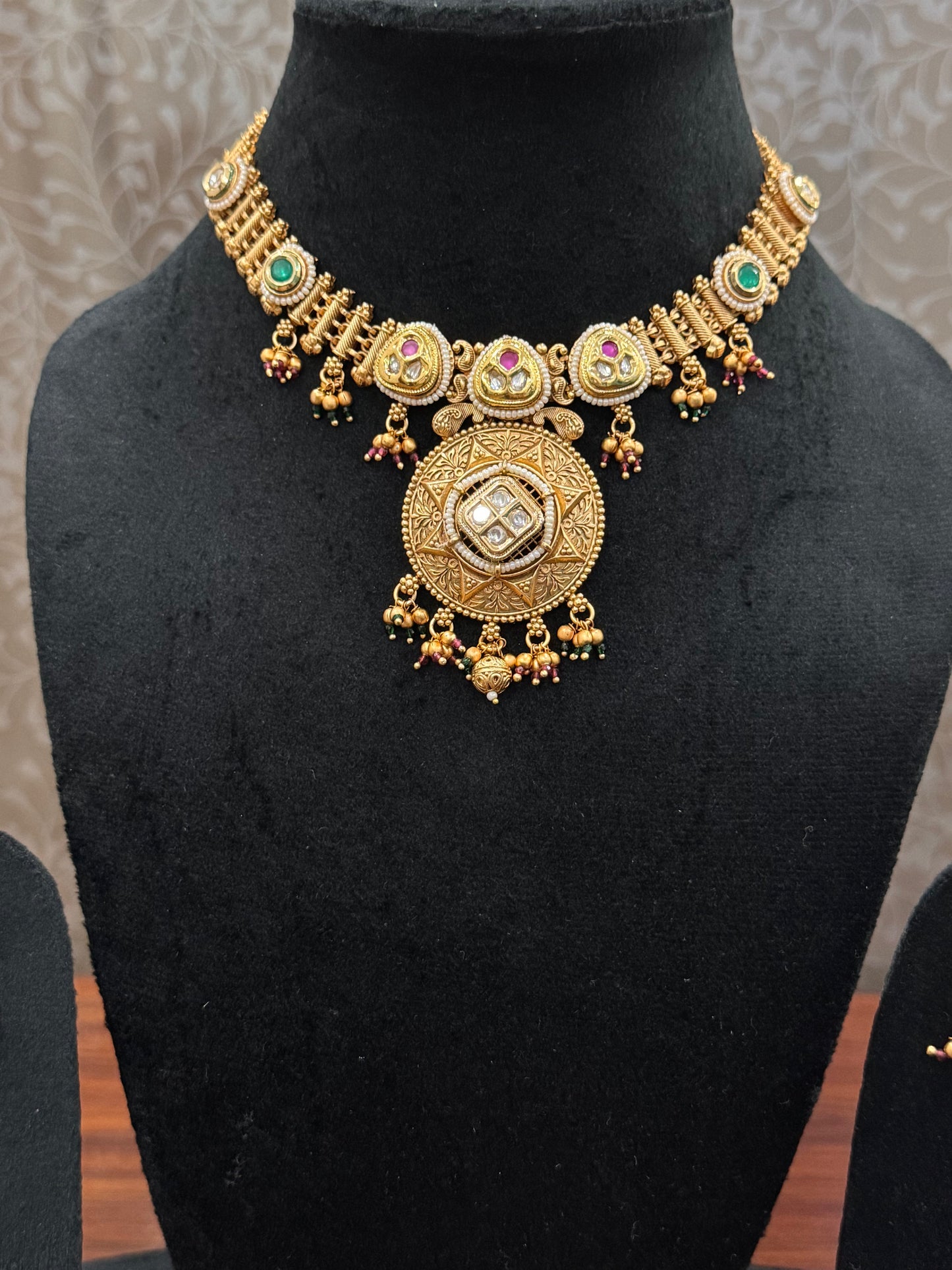 Golden Antique chokar Set