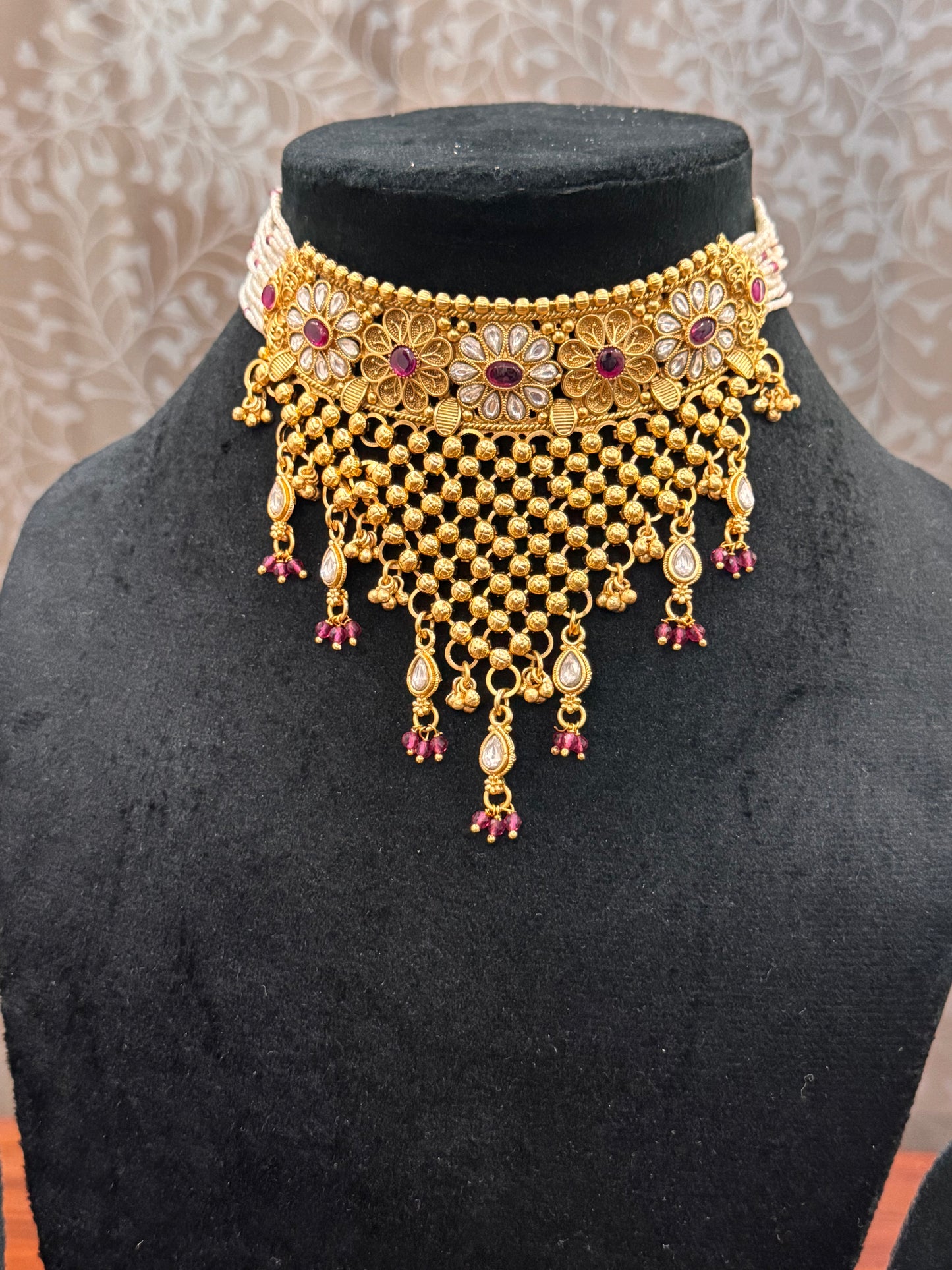 Golden Antique chokar Set