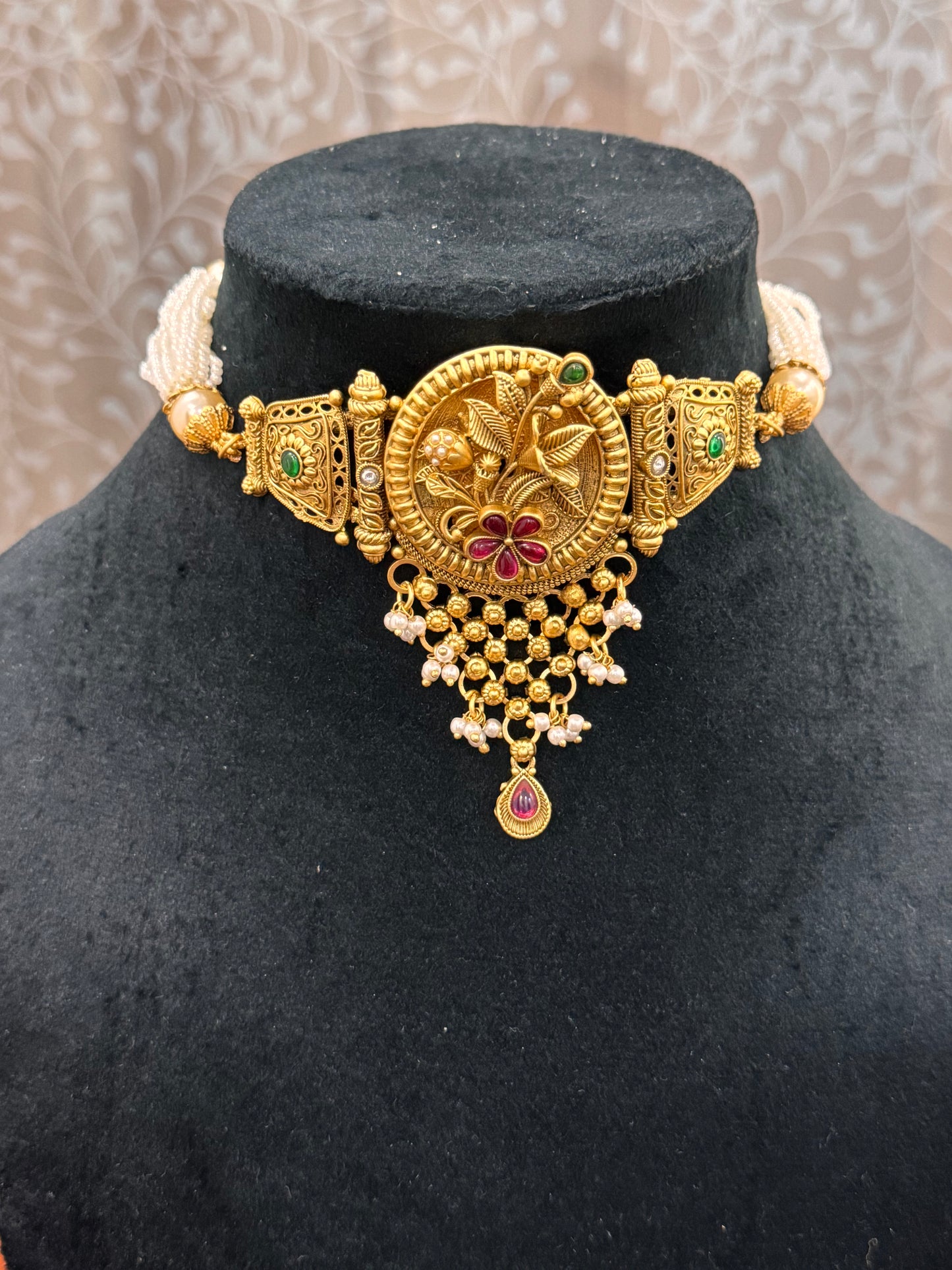 Golden Antique chokar Set