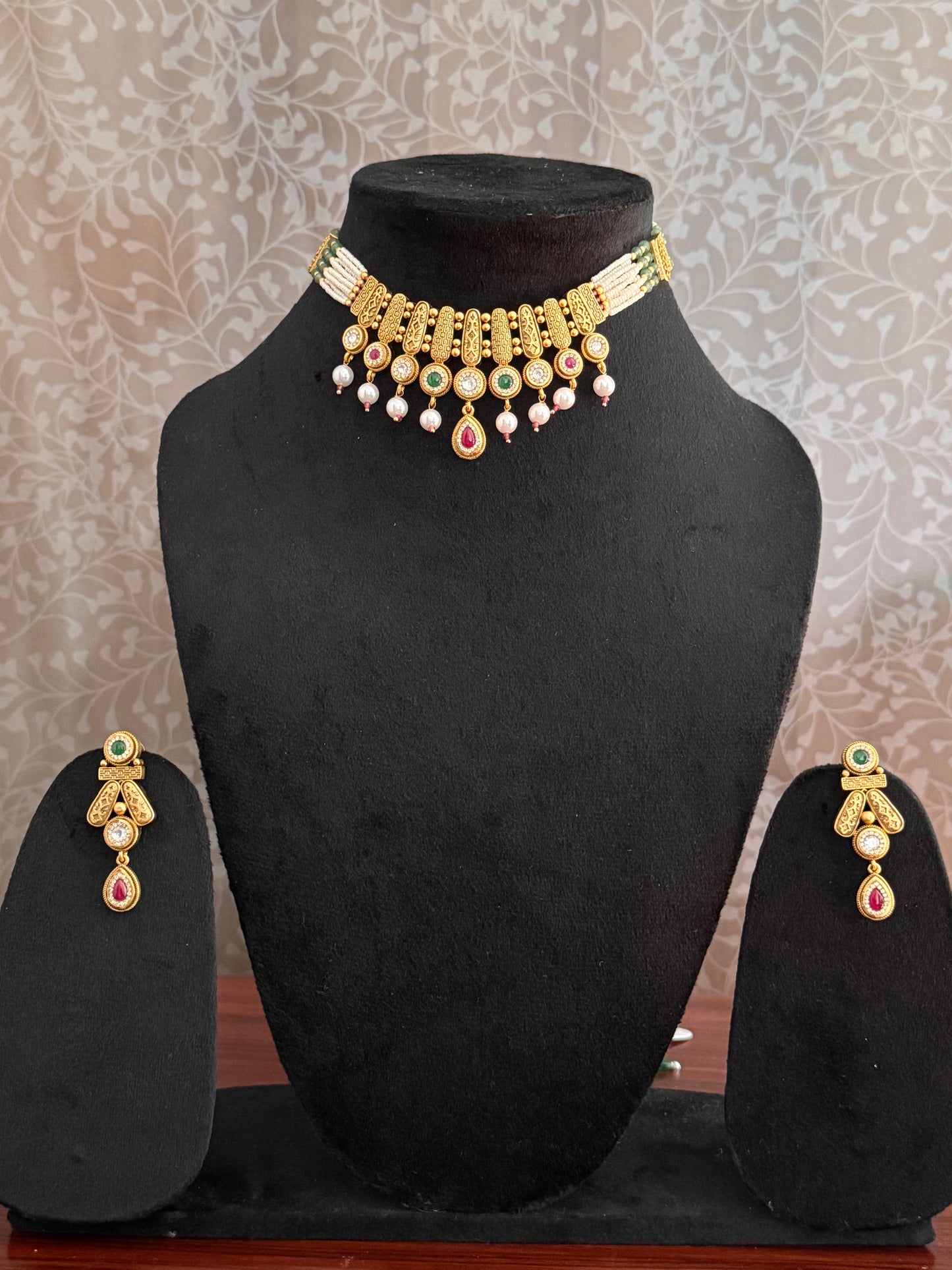 Aaratikra Rajwadi Jewelry Set