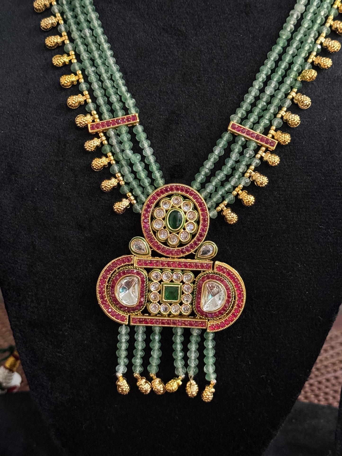 Emerald Multicolor Layer Jadau Jewelry Set