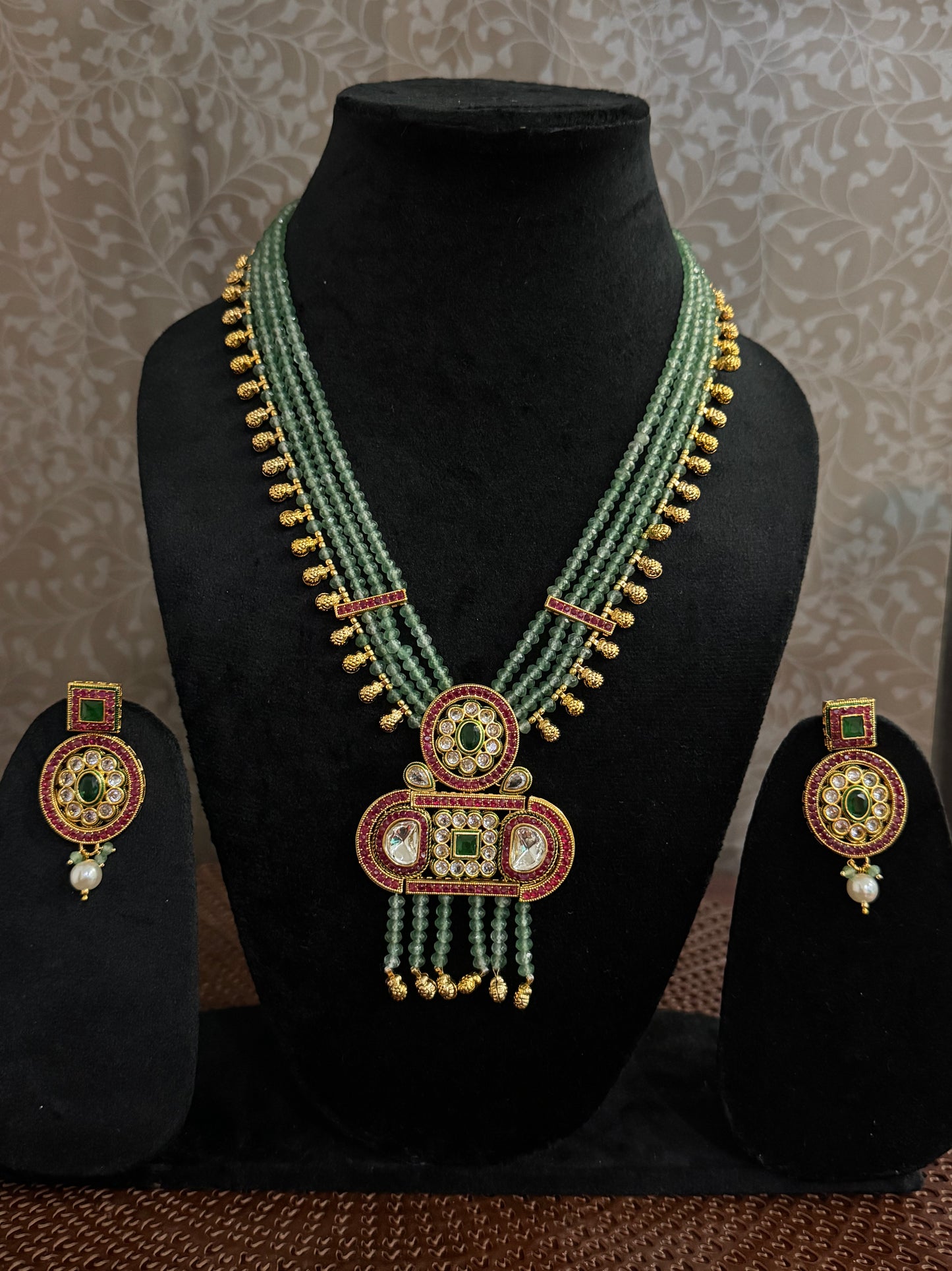 Emerald Multicolor Layer Jadau Jewelry Set
