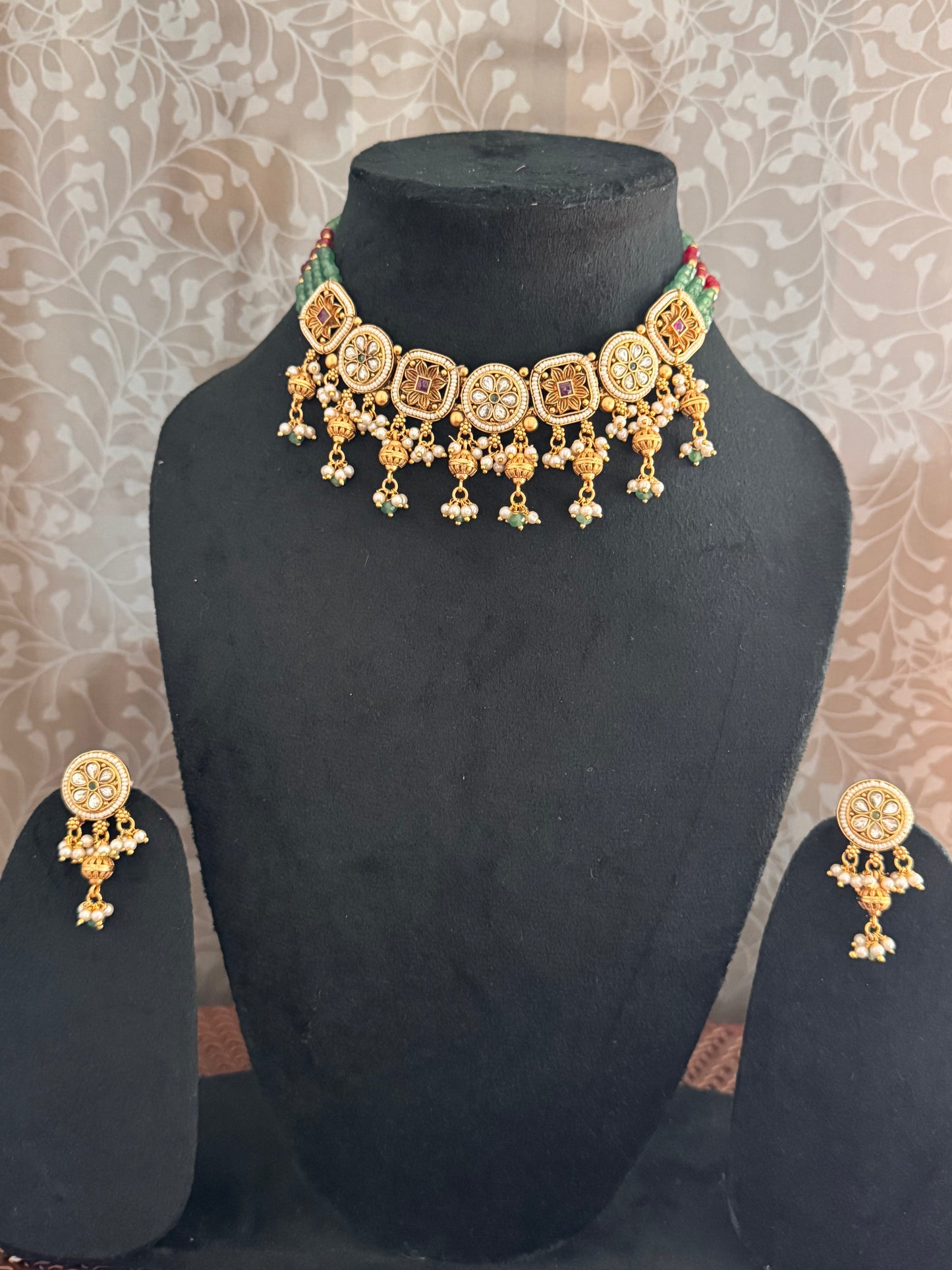 Golden Antique chokar Set