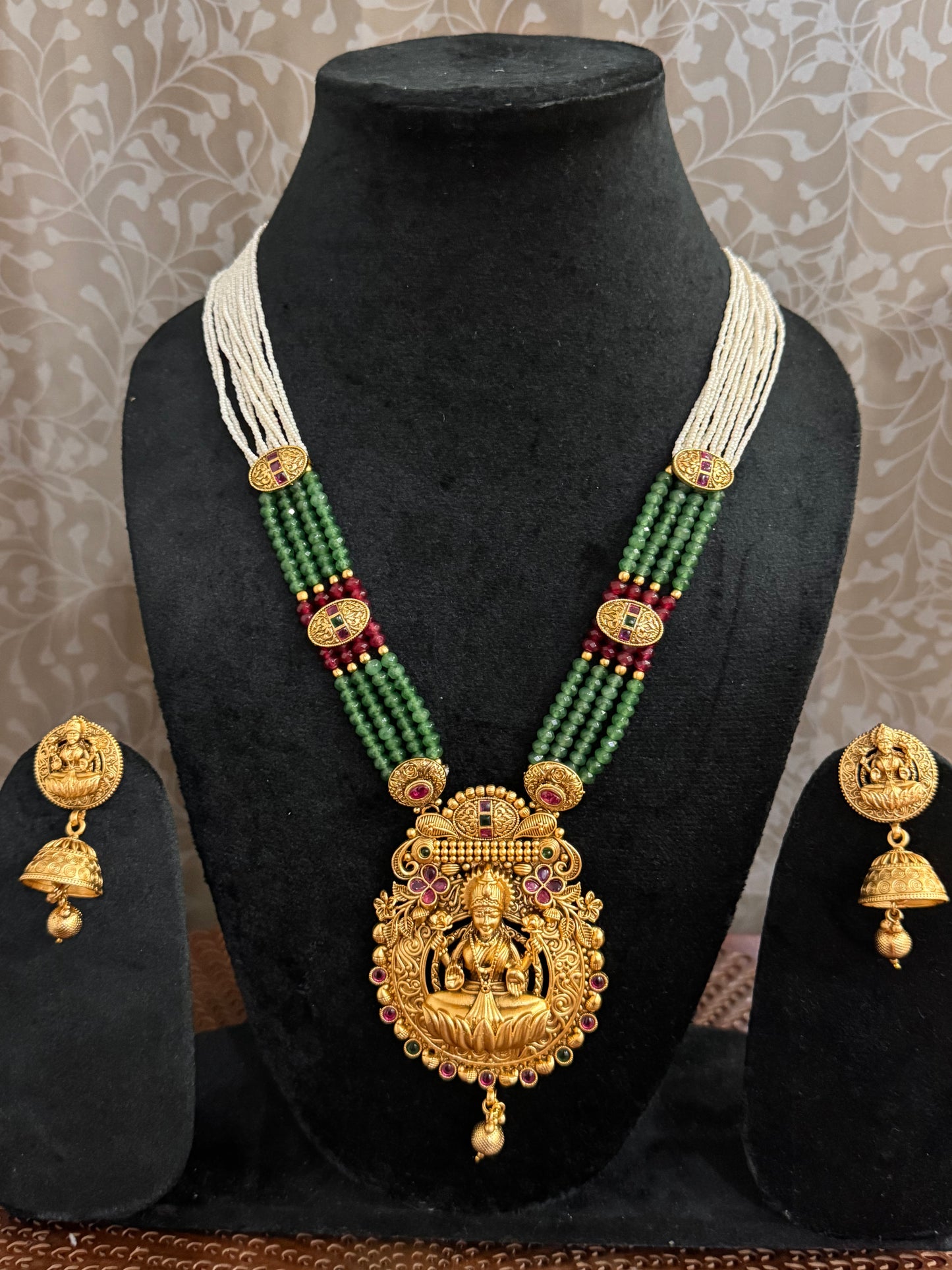 Golden Mangala Antique Long Jewelry set
