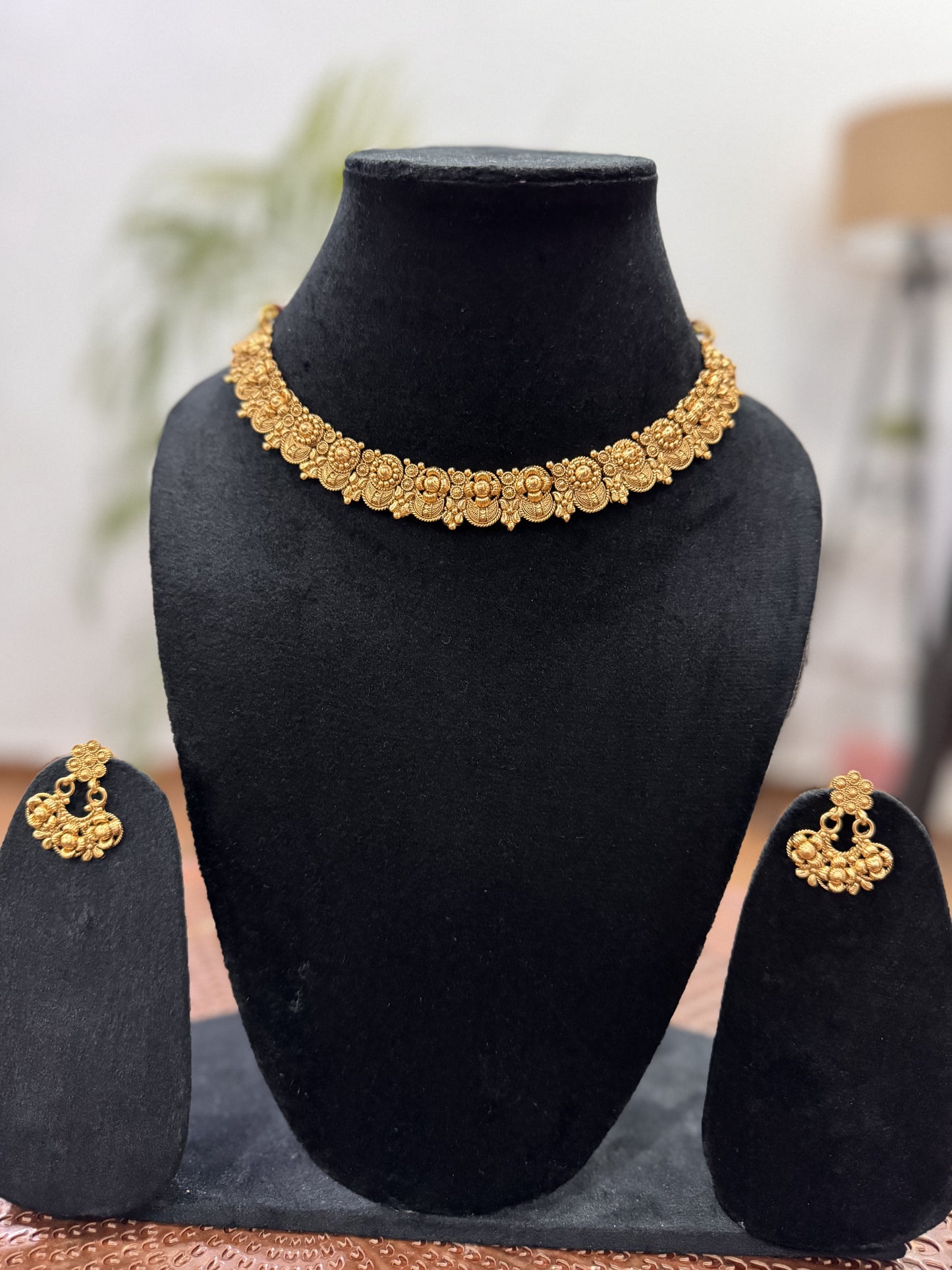 Golden Antique Temple Jewelry Set