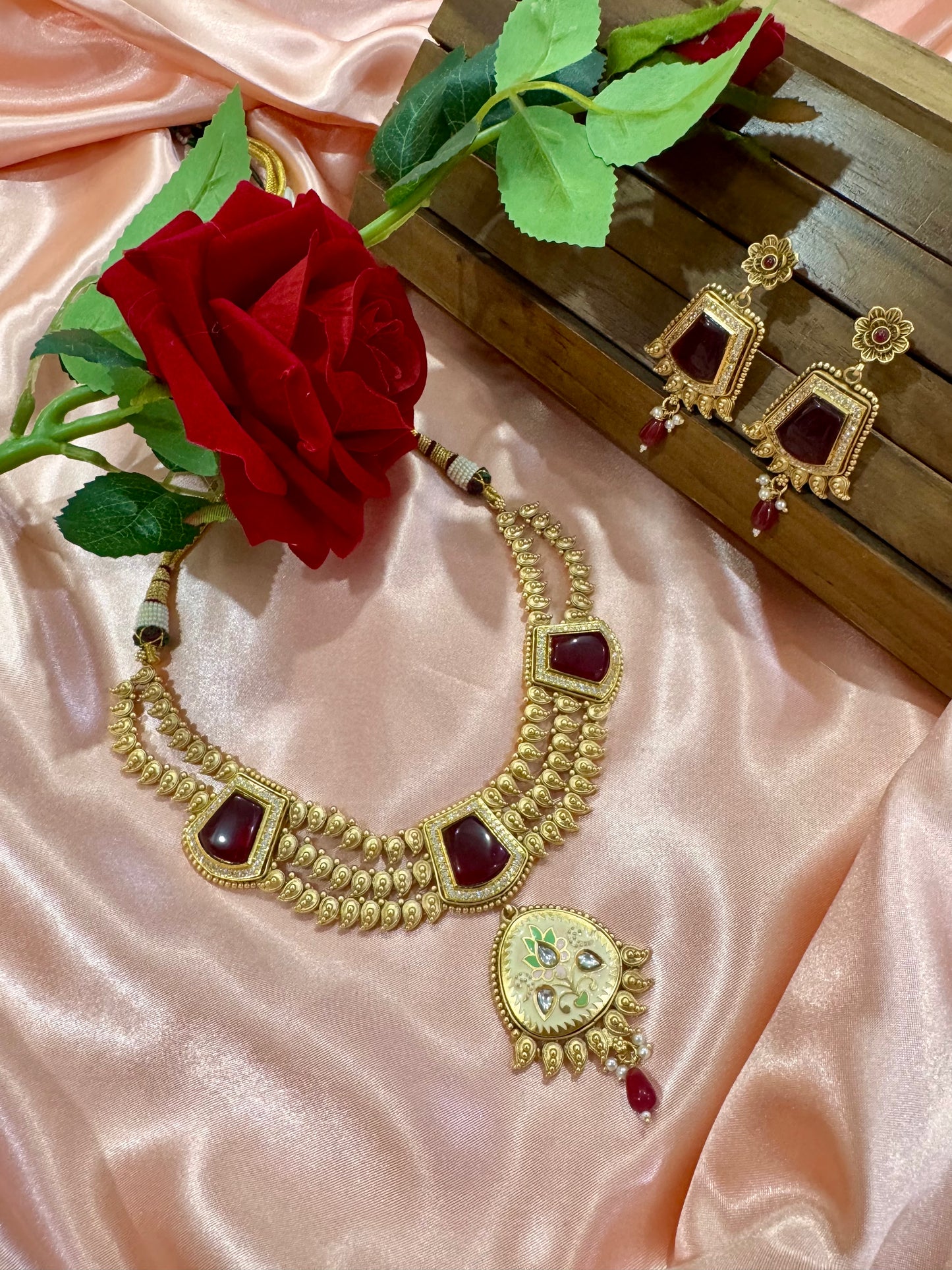 Antique Rajwadi Jewelry Set