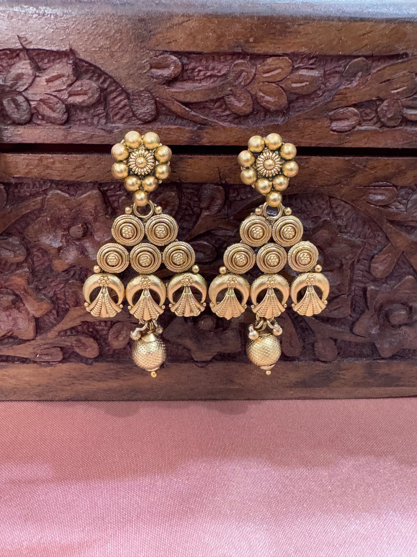 Golden Mukharji Temple Jewelry Set