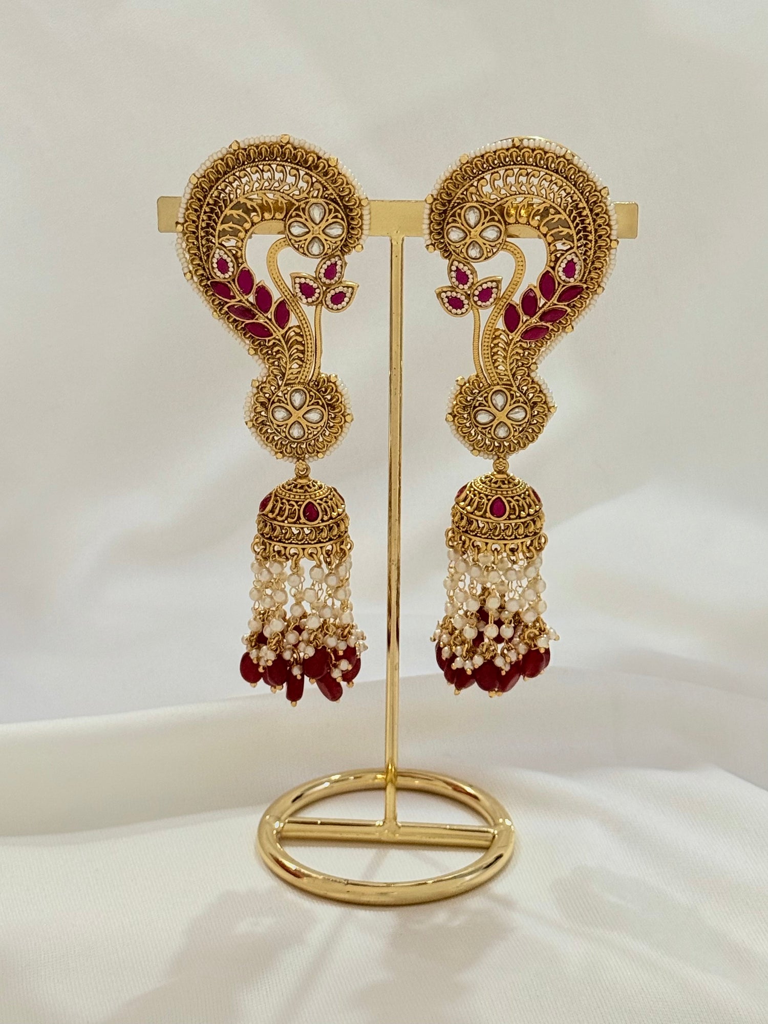 EARCUFF