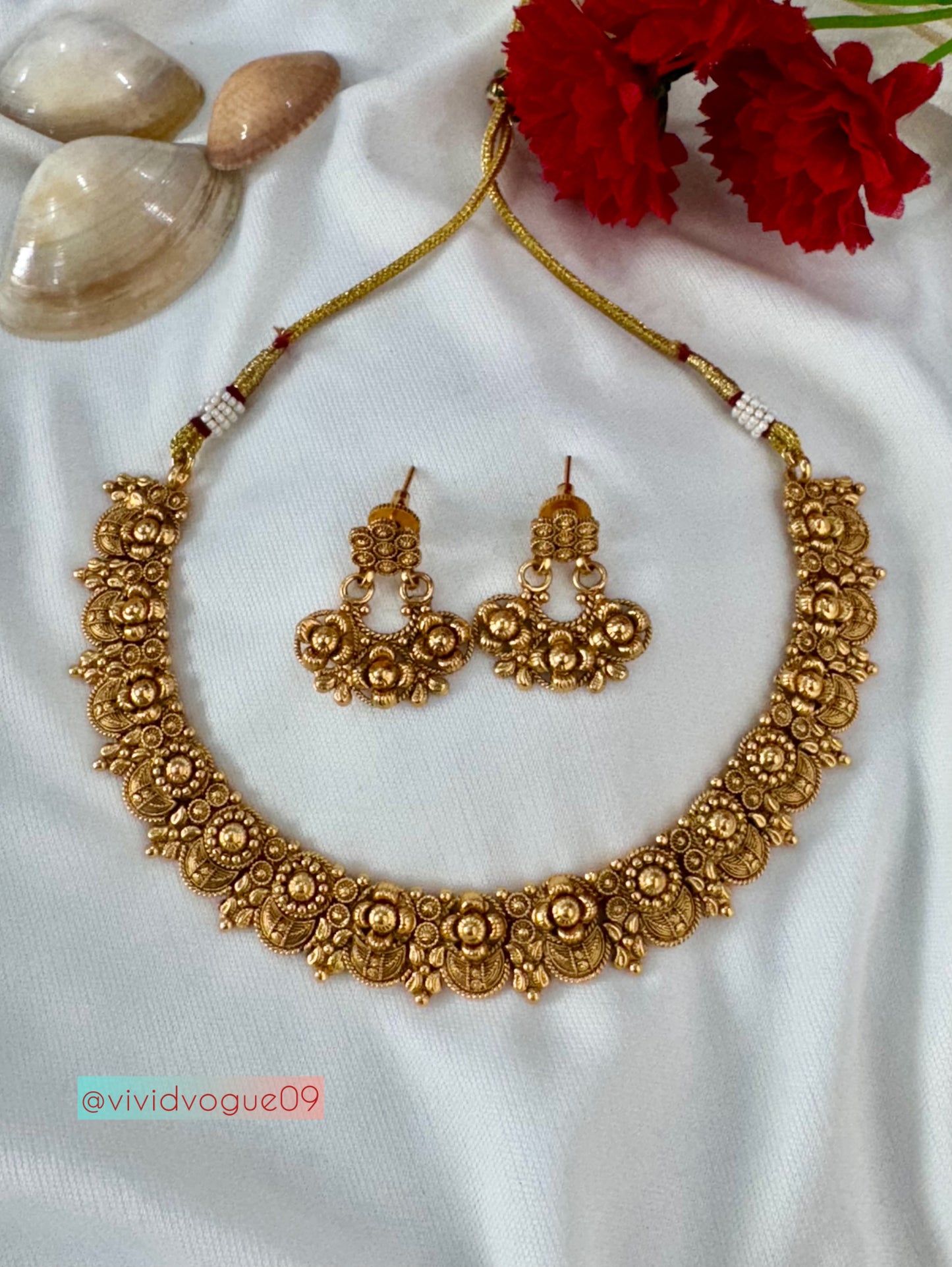 Golden Antique Temple Jewelry Set
