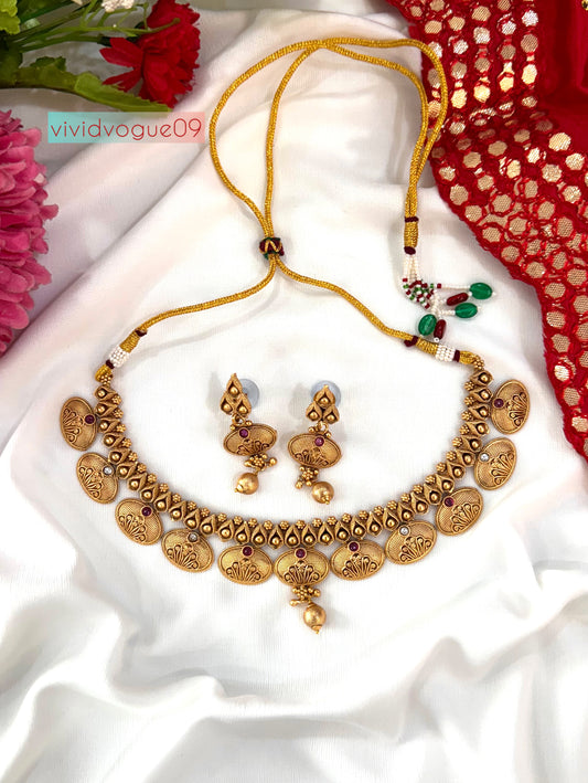 Golden Surya Jewelry Set
