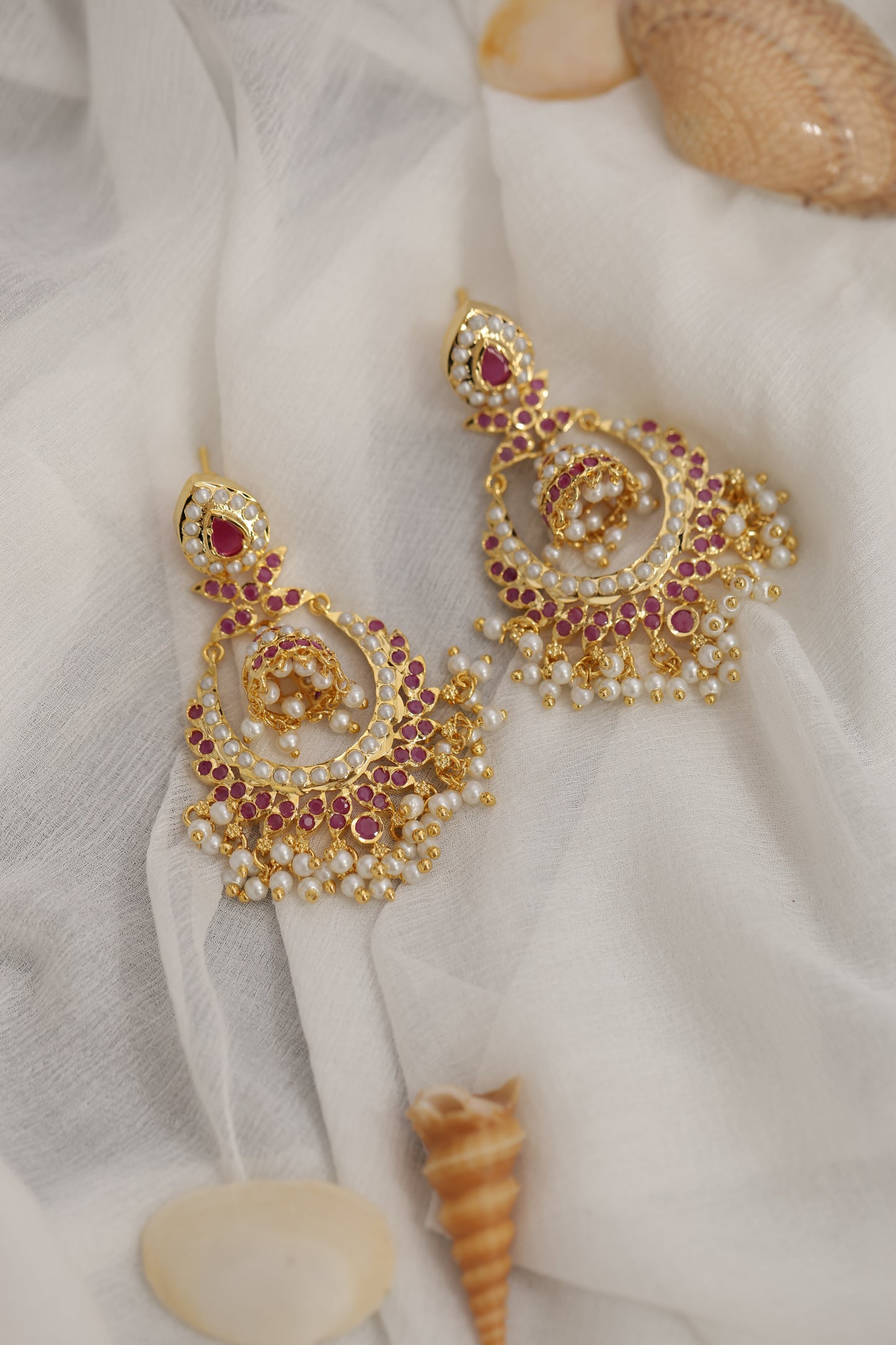 White Golden Chand Baliya