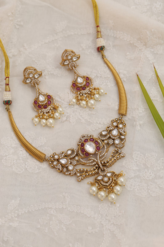 Pari Jewelry Set