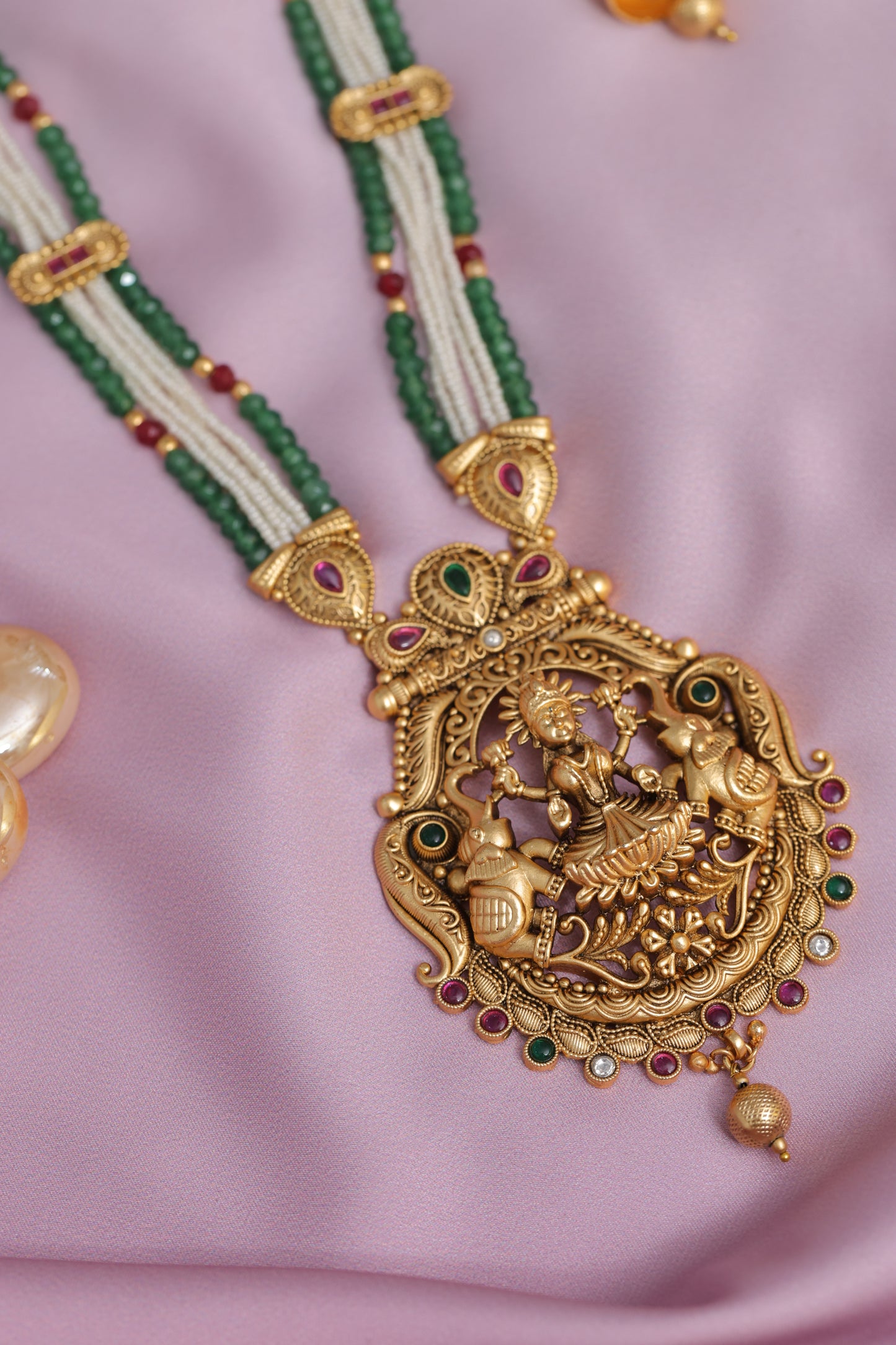 Golden Mangala Antique Long Jewelry set