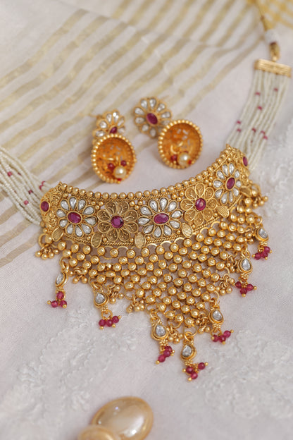 Akruti Chokar Set