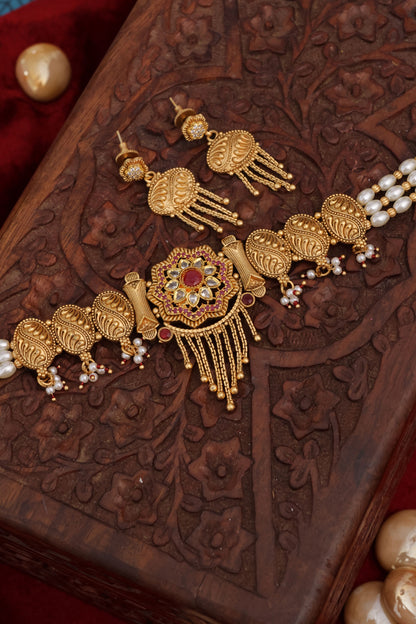 Golden Padmavat  Chokar Jewelry Set
