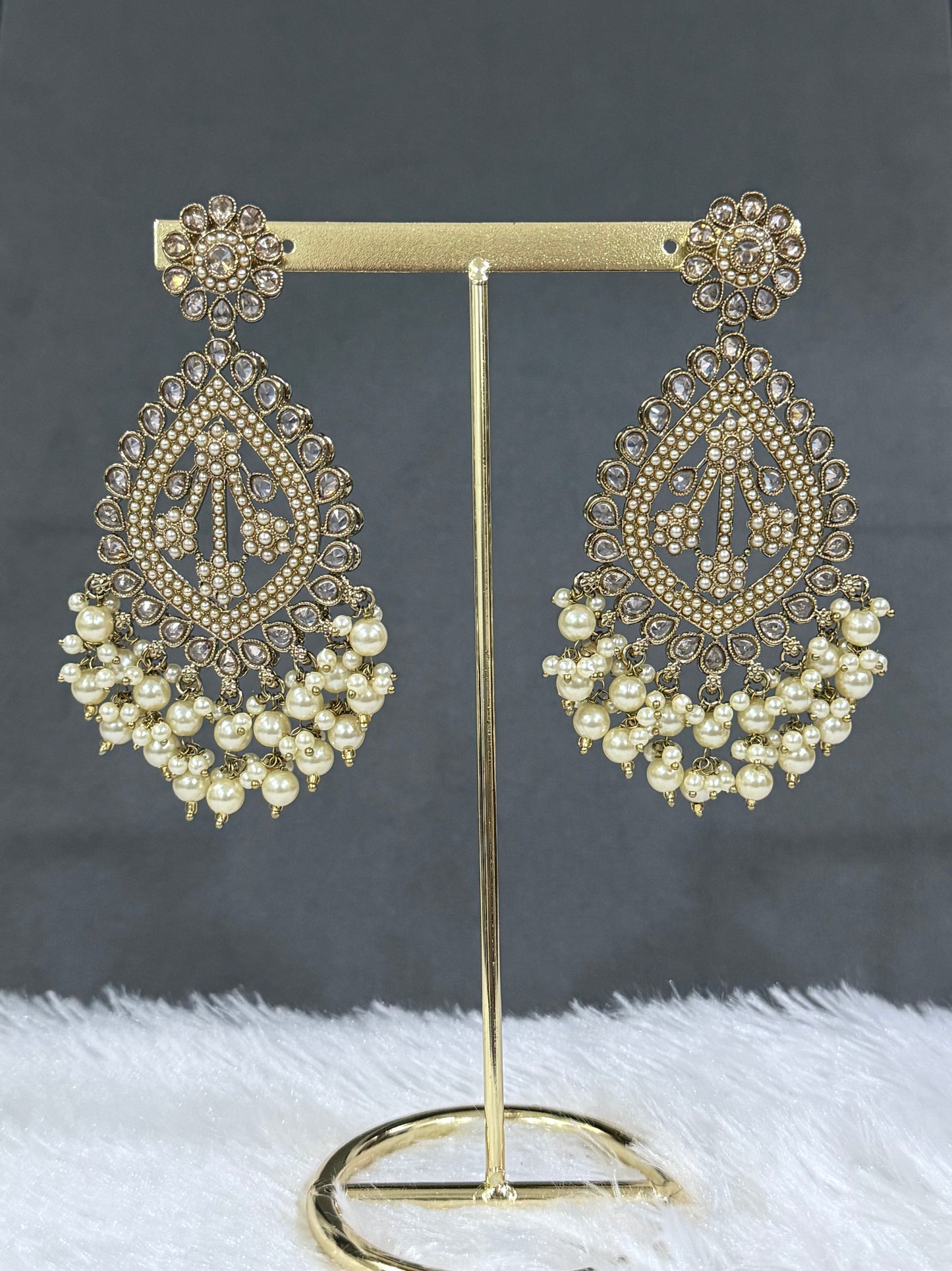 Pearl Fashion Earring