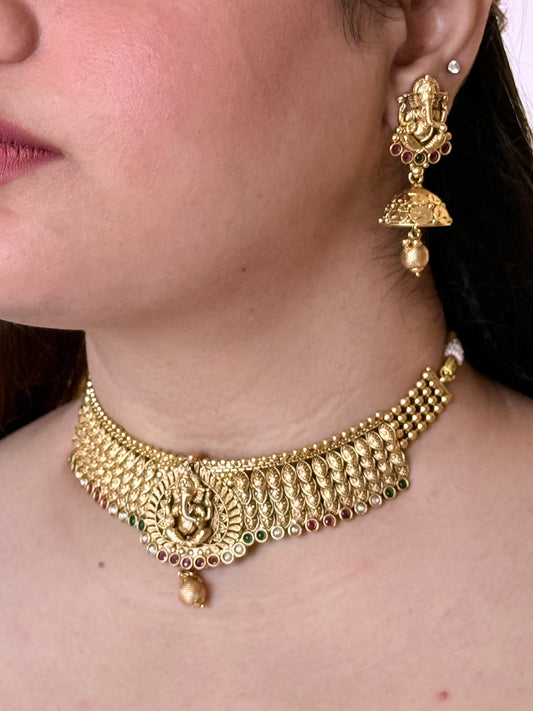 Golden Varadavinayak Temple jewelry Set