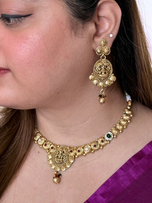 Golden Ramaa Temple Jewelry Set
