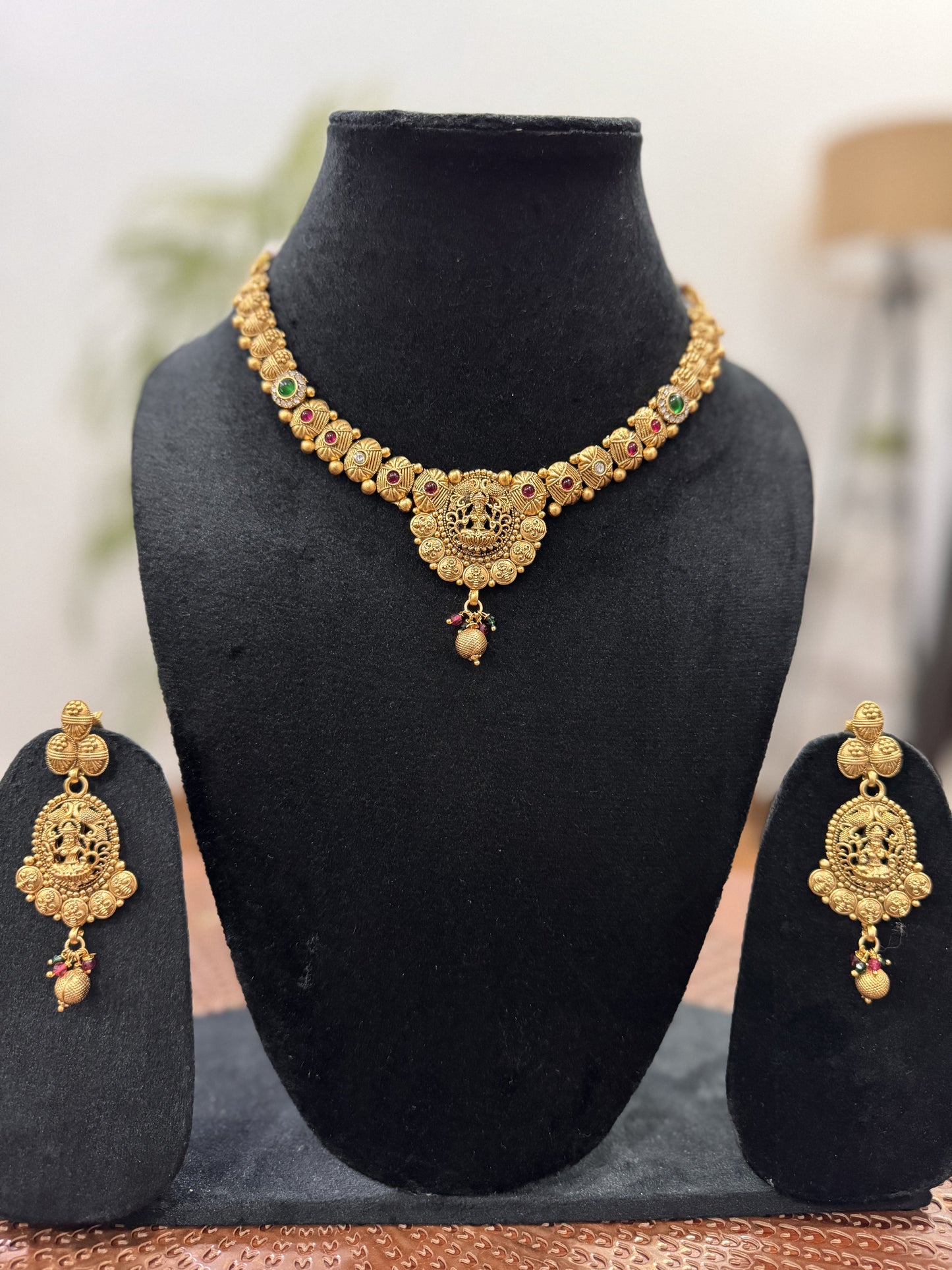 Golden Ramaa Temple Jewelry Set