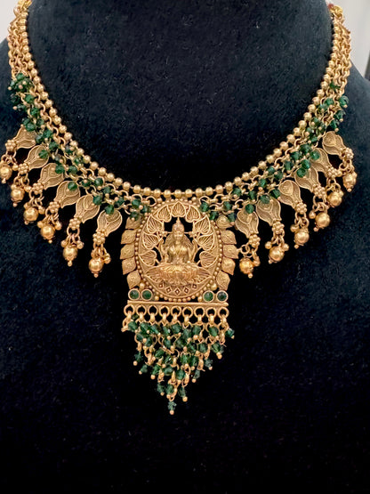 Golden Araani Temple Jewelry Set