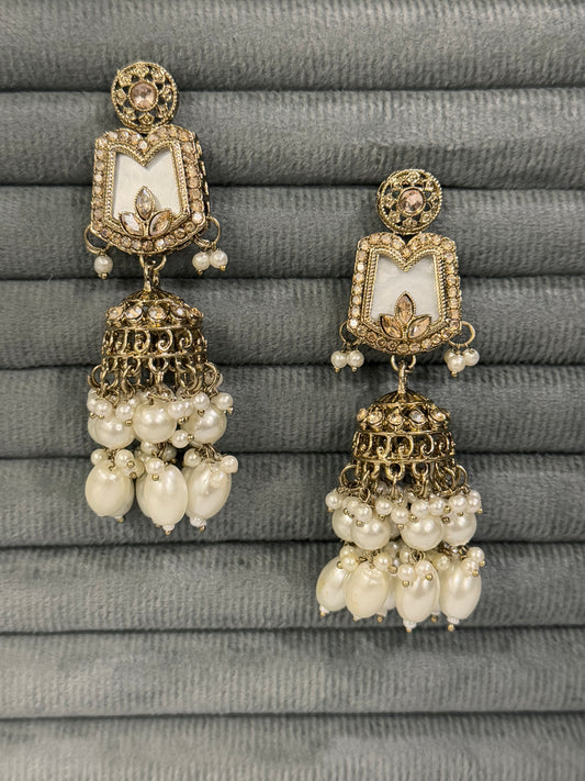 Pearl Fashion Earring